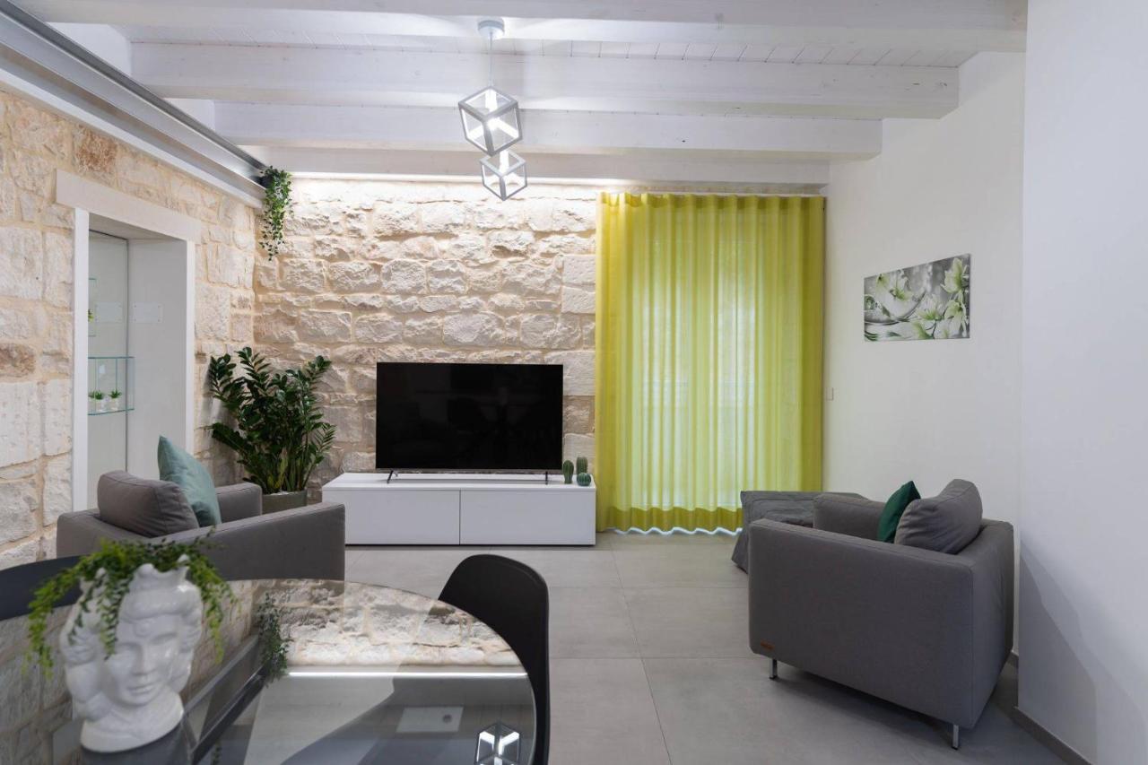 Lovely Modern Apartment Modica Exterior foto